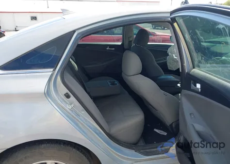 2013 Hyundai Sonata Gls z USA, uszkodzony, nr VIN 5NPEB4AC0DH658216